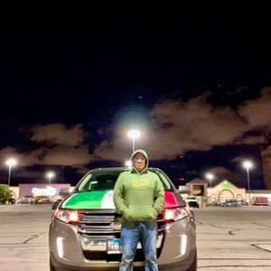 Meet your Posher, Ray